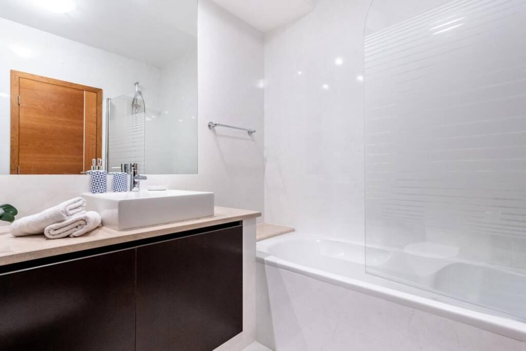 Baia Da Luz- Ground Floor Apartment Kültér fotó